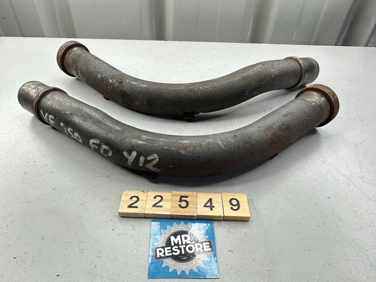 Honda VF750 VF700 Exhaust Manifold Pair 18420-MB2-003  18370-MB2-003