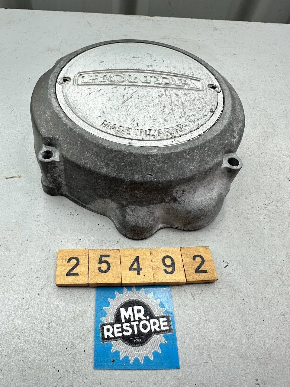 Honda CB350 Alternator Generator Stator Cover 11631-333-010