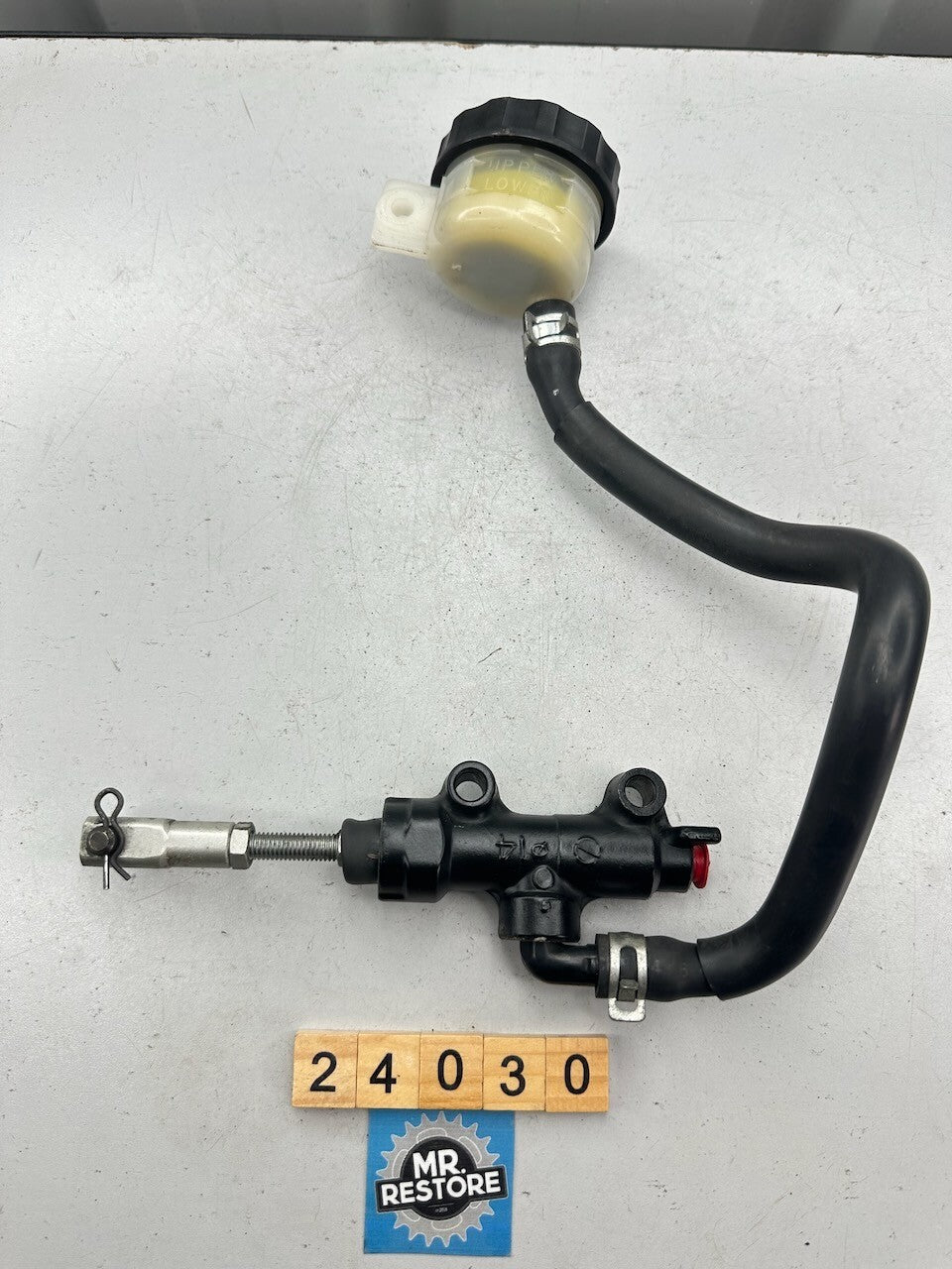 Triumph Daytona Speed Triple T300 Trident Trophy - Rear Brake Master Cylinder