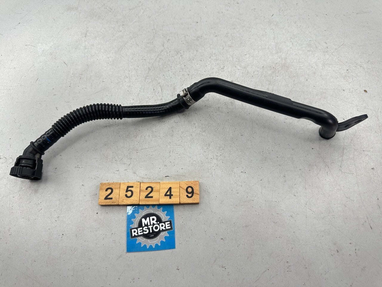 BMW K1300R K1200R K1300S K1200S K1300GT Cylinder Head Upper Secondary Hose Pipe