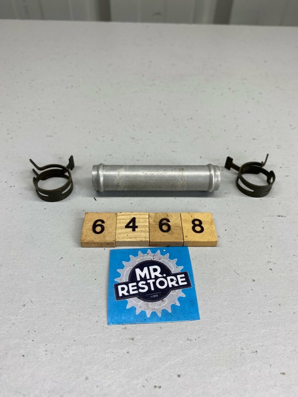 Yamaha RD RZ RZV 500 R Carb Manifold Balance Pipe & Clips OEM 47X-14465-01