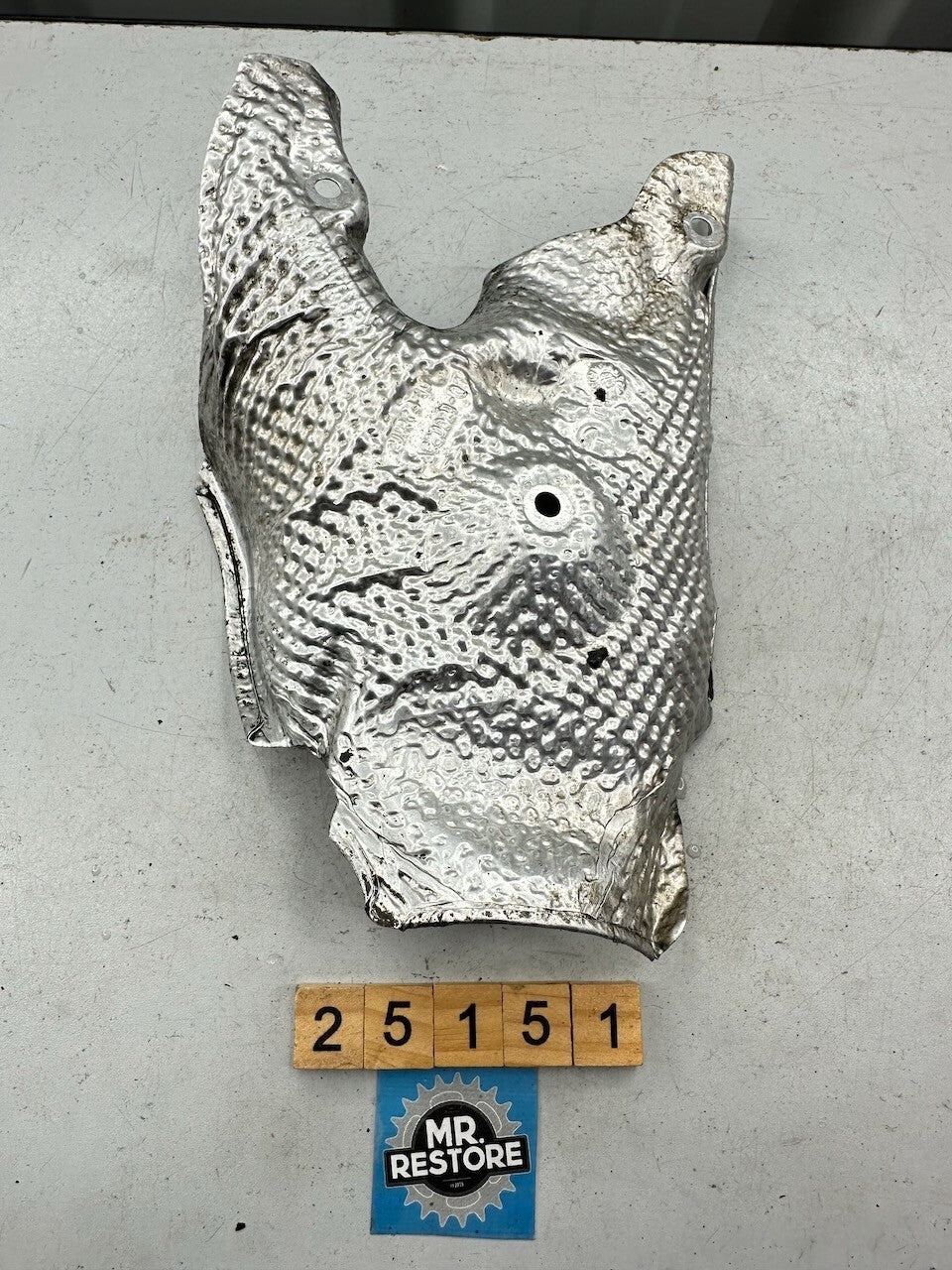 BMW K1300R '07-15' K1300S '07-15' Oil Pan Heat Shield 18227680951