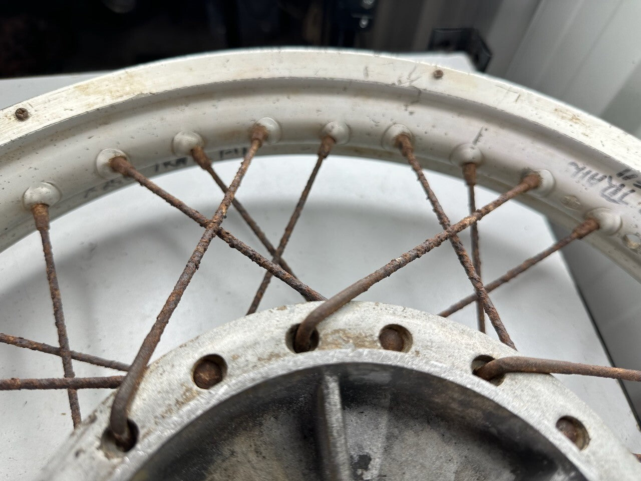 Kawasaki Vintage Motorcycle Dirt Rear Wheel (K250 F-II ?) OEM D.I.D 18x1.85