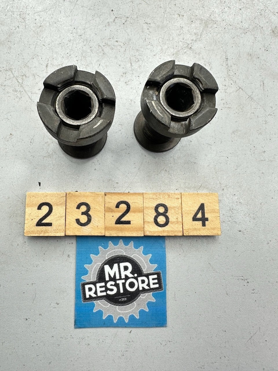 Kawasaki ZX1200 ZX12R ZX900 ZX9R ZX636 ZX600 ZX6R Engine Mount Bolt (pair)