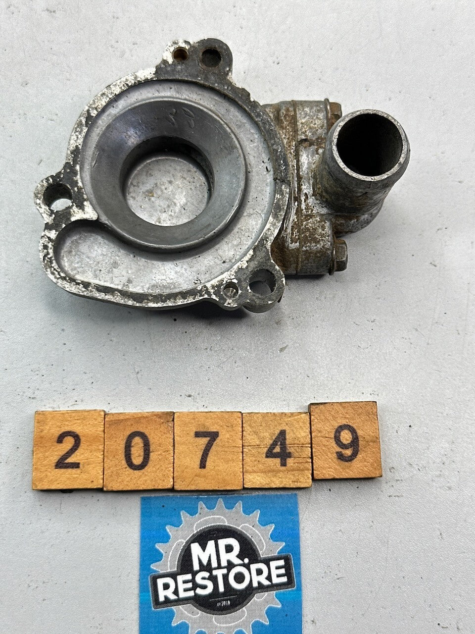 Kawasaki KDX250 Water Pump Cover & Elbow 1991-94 52014-1068 16142-1113