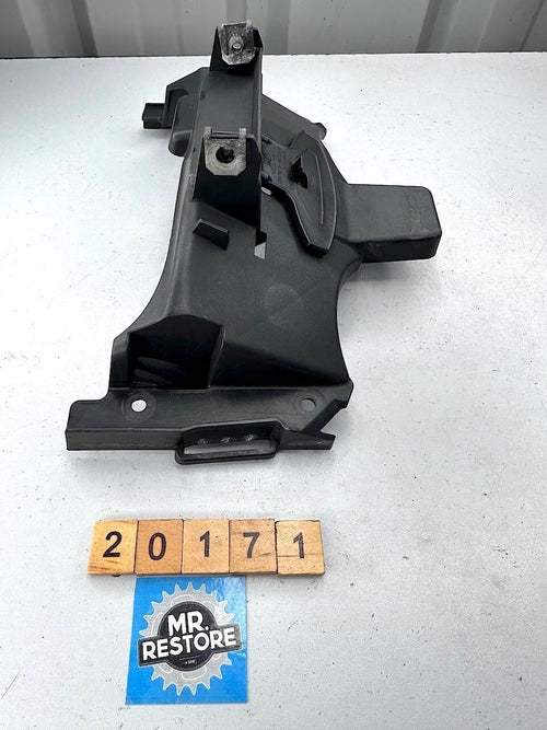 BMW F800S F800ST F800R F800GT Seat Mount Bracket Bridge 46637680760