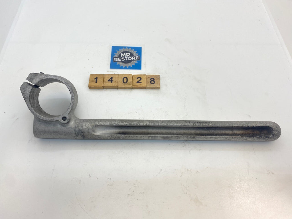 Yamaha TZR250 1KT 2MA 1986-88 R/H Handlebar Clip-on 1KT-26122