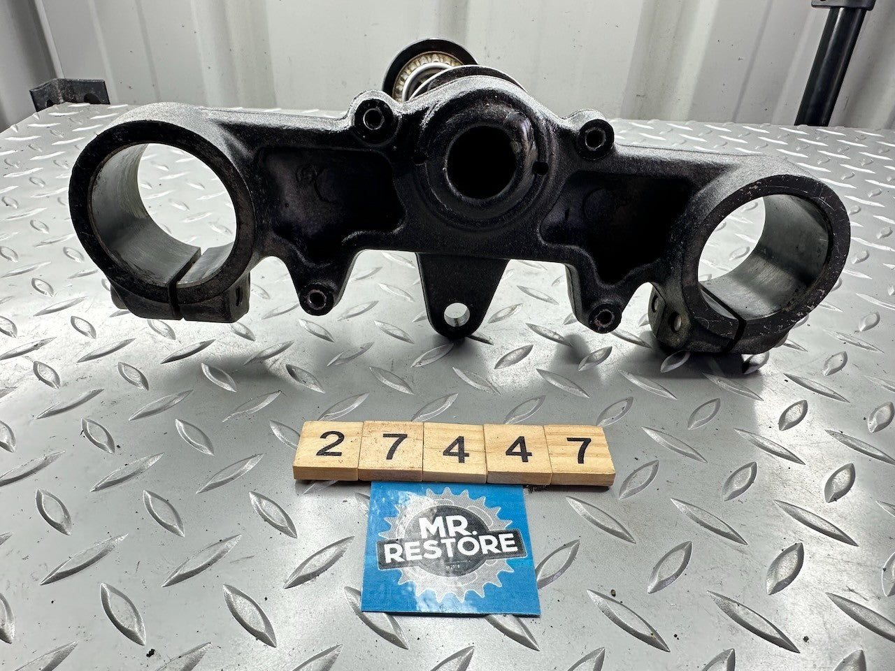 BMW F650GS '99-07' G650GS '08-15' Triple Tree Fork Lower Clamp Stem & Races