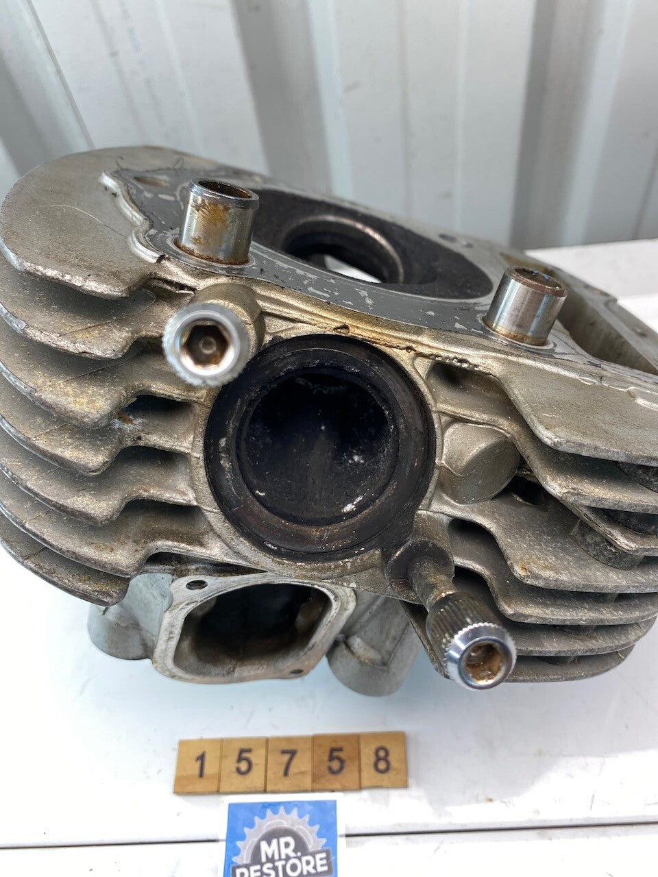 Yamaha XV1000 Virago 1984-85 Cylinder Head Assy 42H-11110