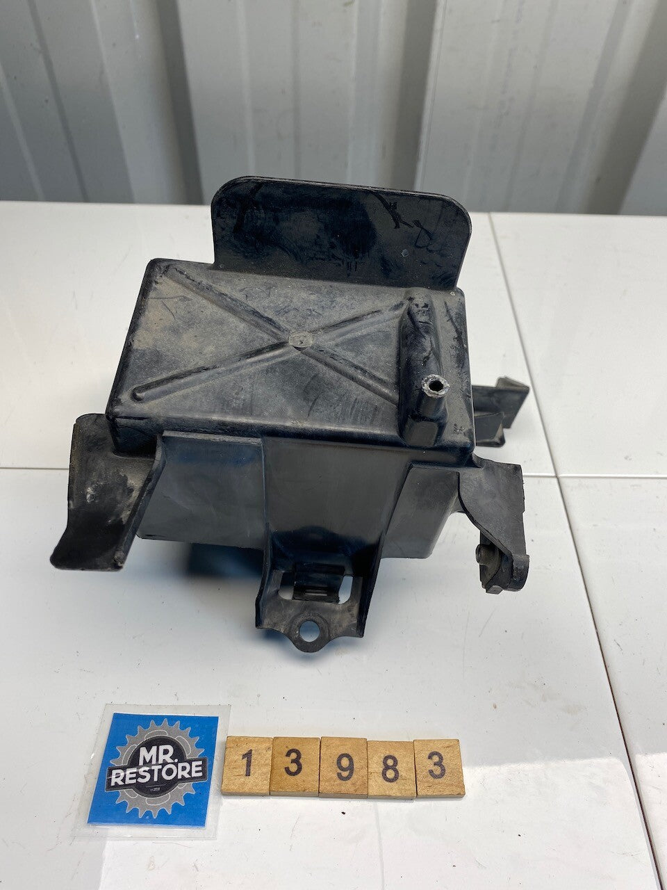 Honda CBR250RR MC22 Battery Holder Box 50325-KAZ