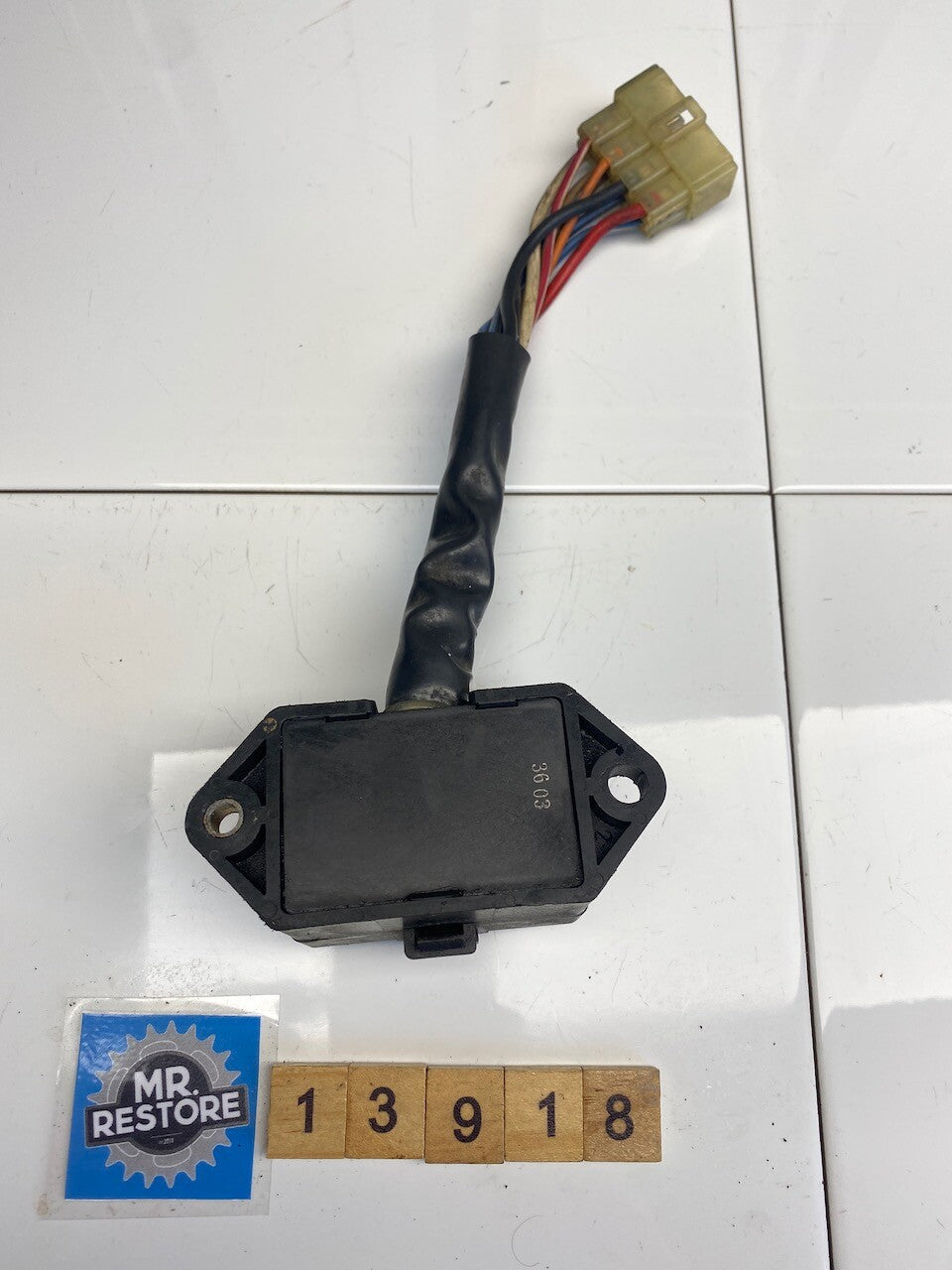 Triumph Sprint Trident Tiger Daytona Fuse Box 2500818-T0301