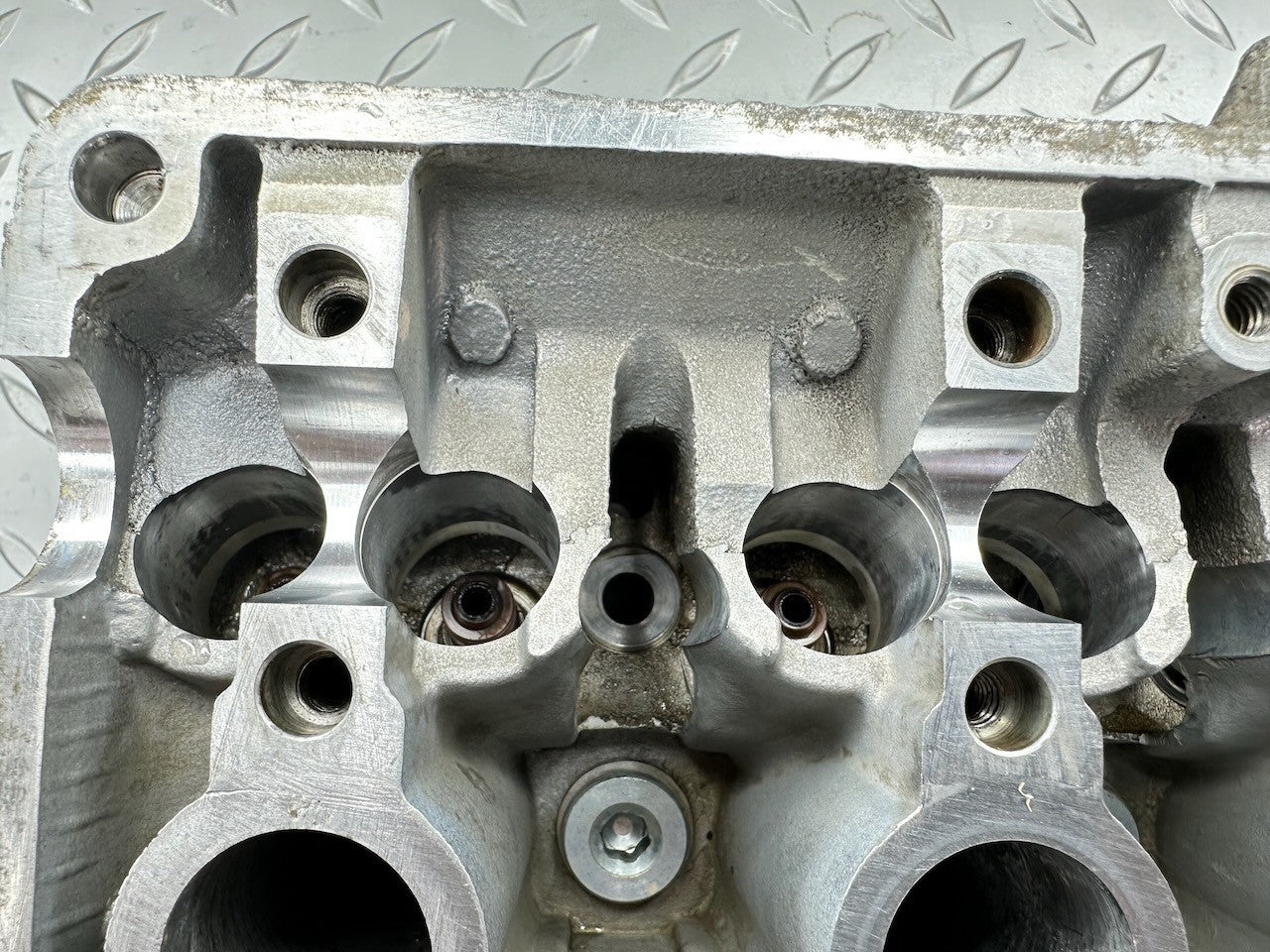 Honda CBR250R MC19 KY1 Cylinder Head