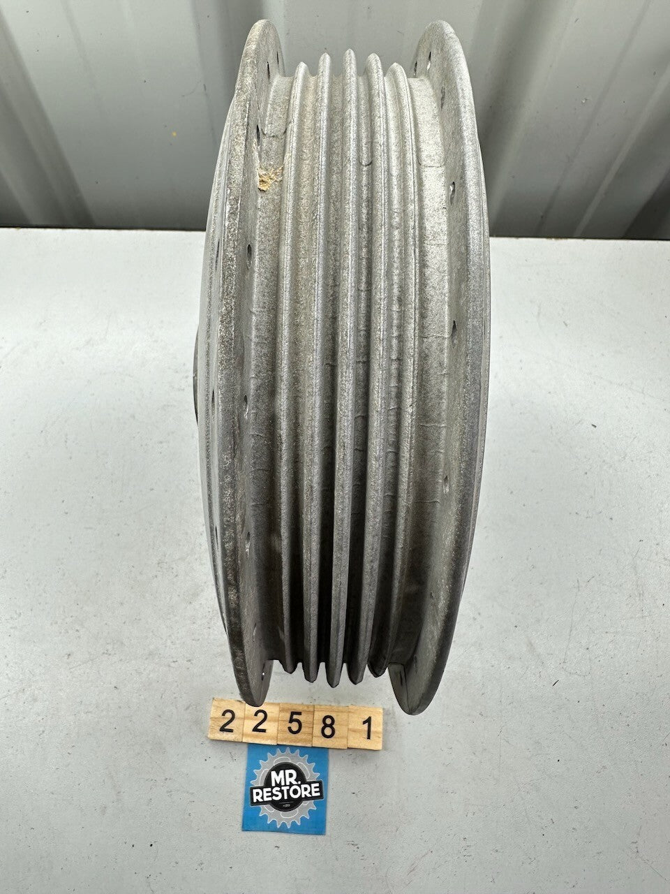 Suzuki T500 Titan Wheel Hub