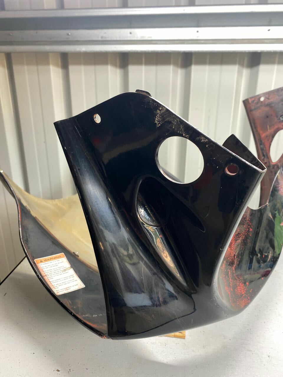 Suzuki GSXR1100 GSXR750 W Front Nose Cone Headlight Surround 94411-17E0
