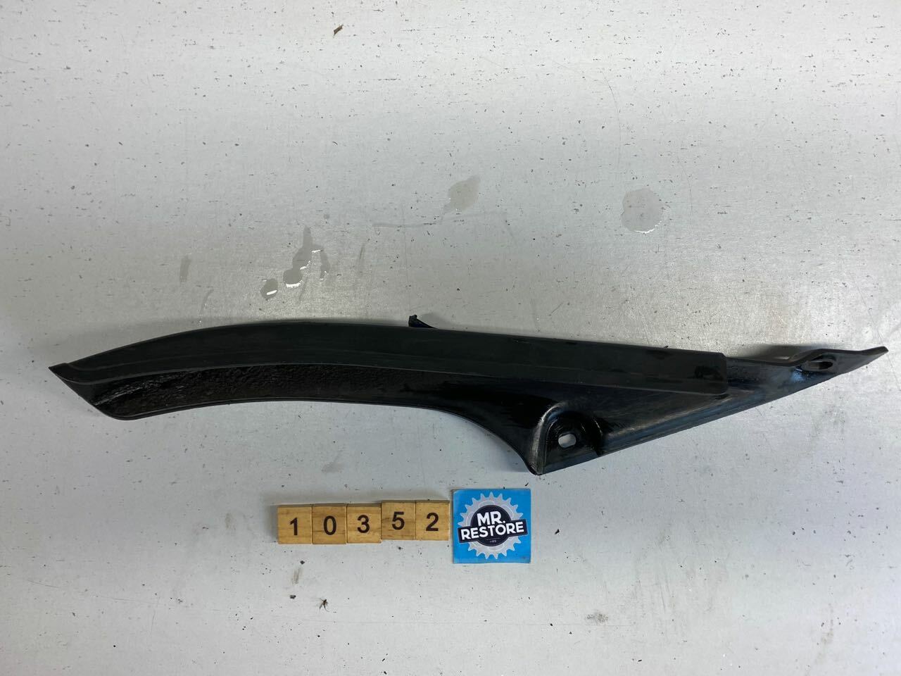 Yamaha FZR400 Chain Case Chain Guard with OEM decal