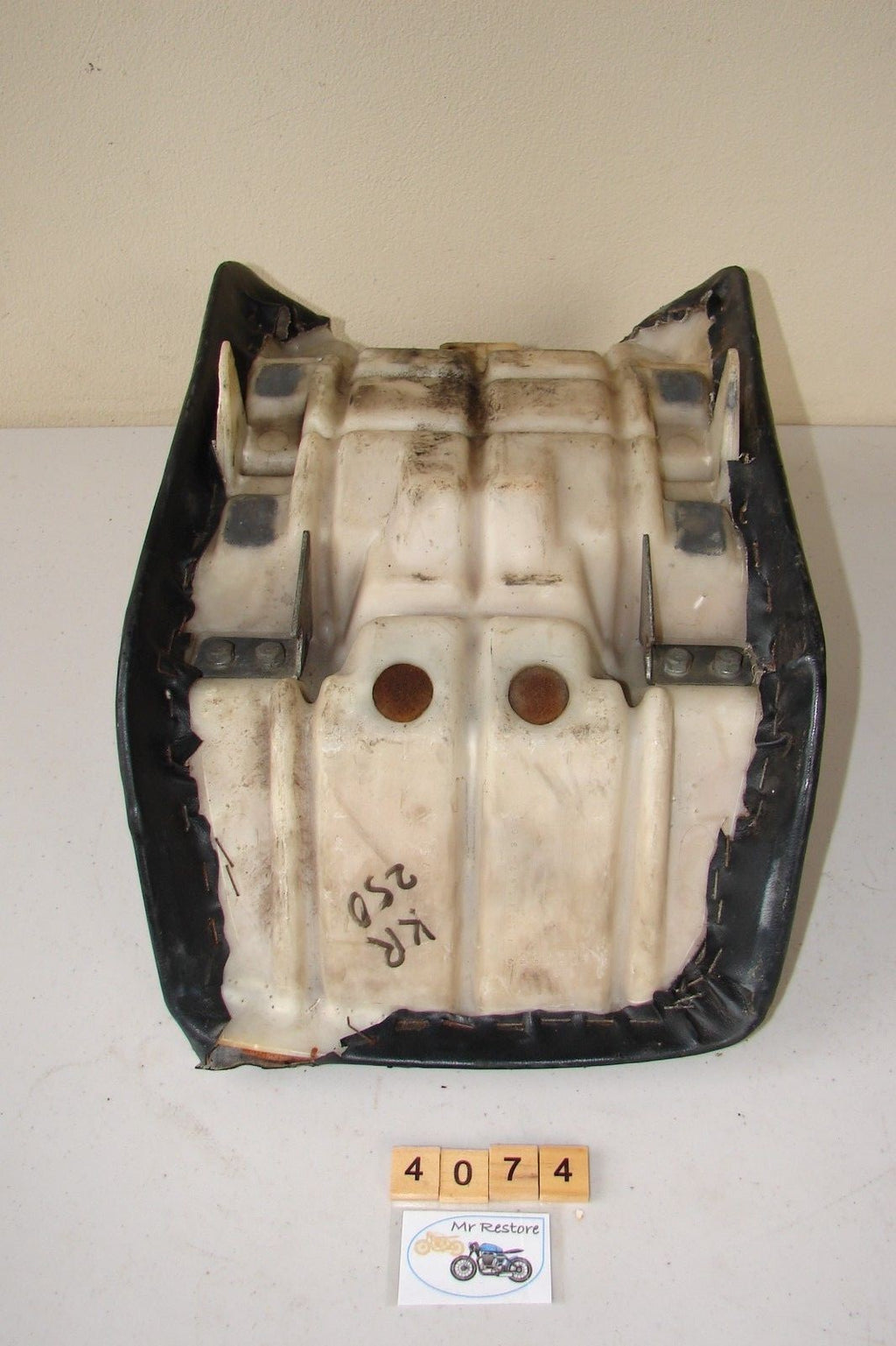 Kawasaki KR250 Seat 53001-1387