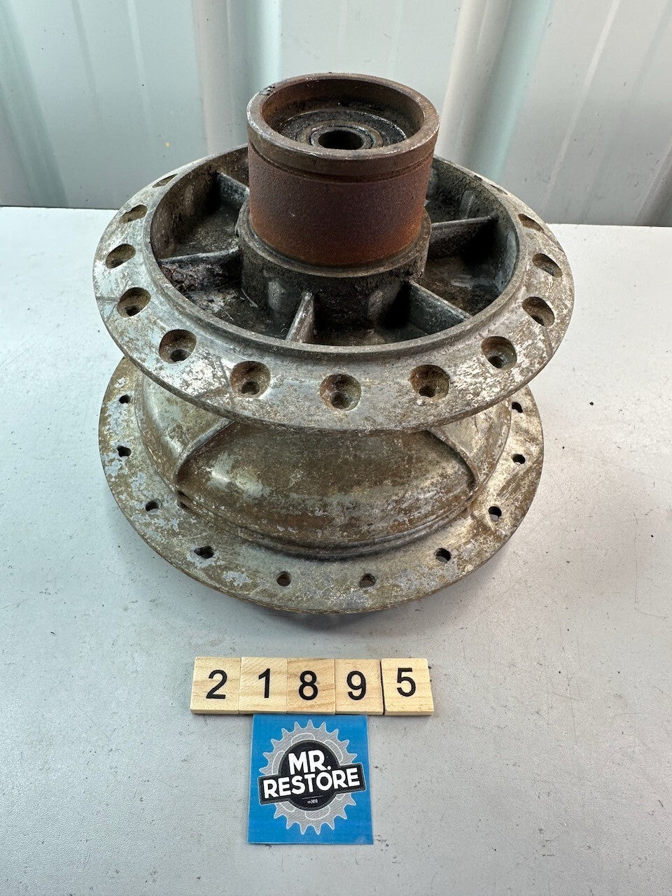 Suzuki TS250 TS400 Rear Wheel Hub