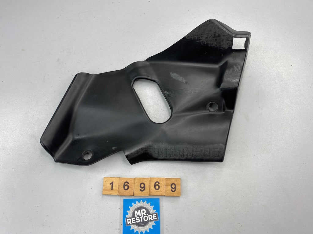 Triumph Tiger & Speed Triple 900 R/H Cowl 2300528-T0301