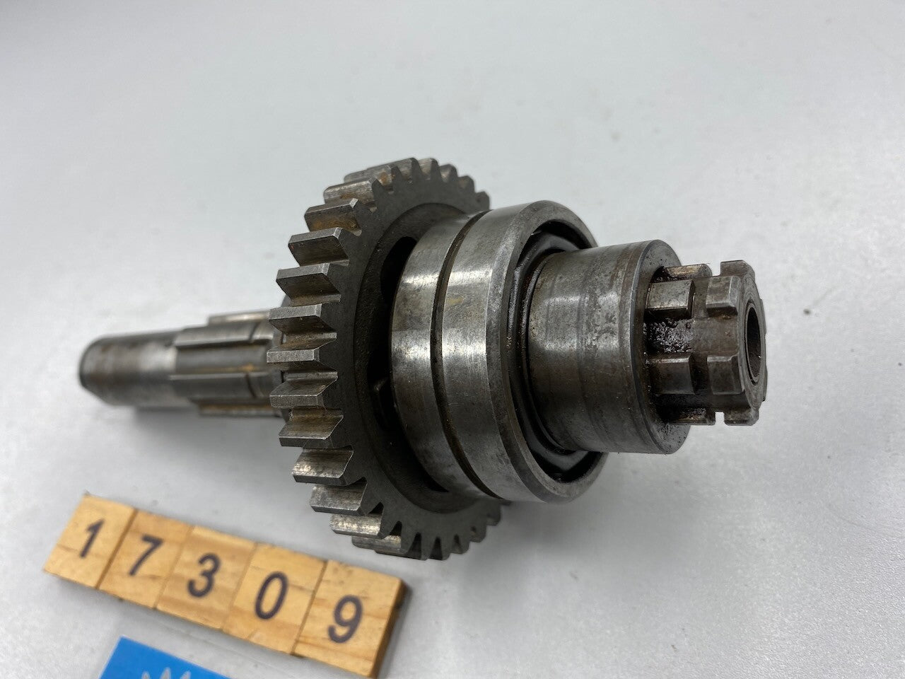Honda XL350 Counter Shaft w/ Gear  23220-385  23491-356