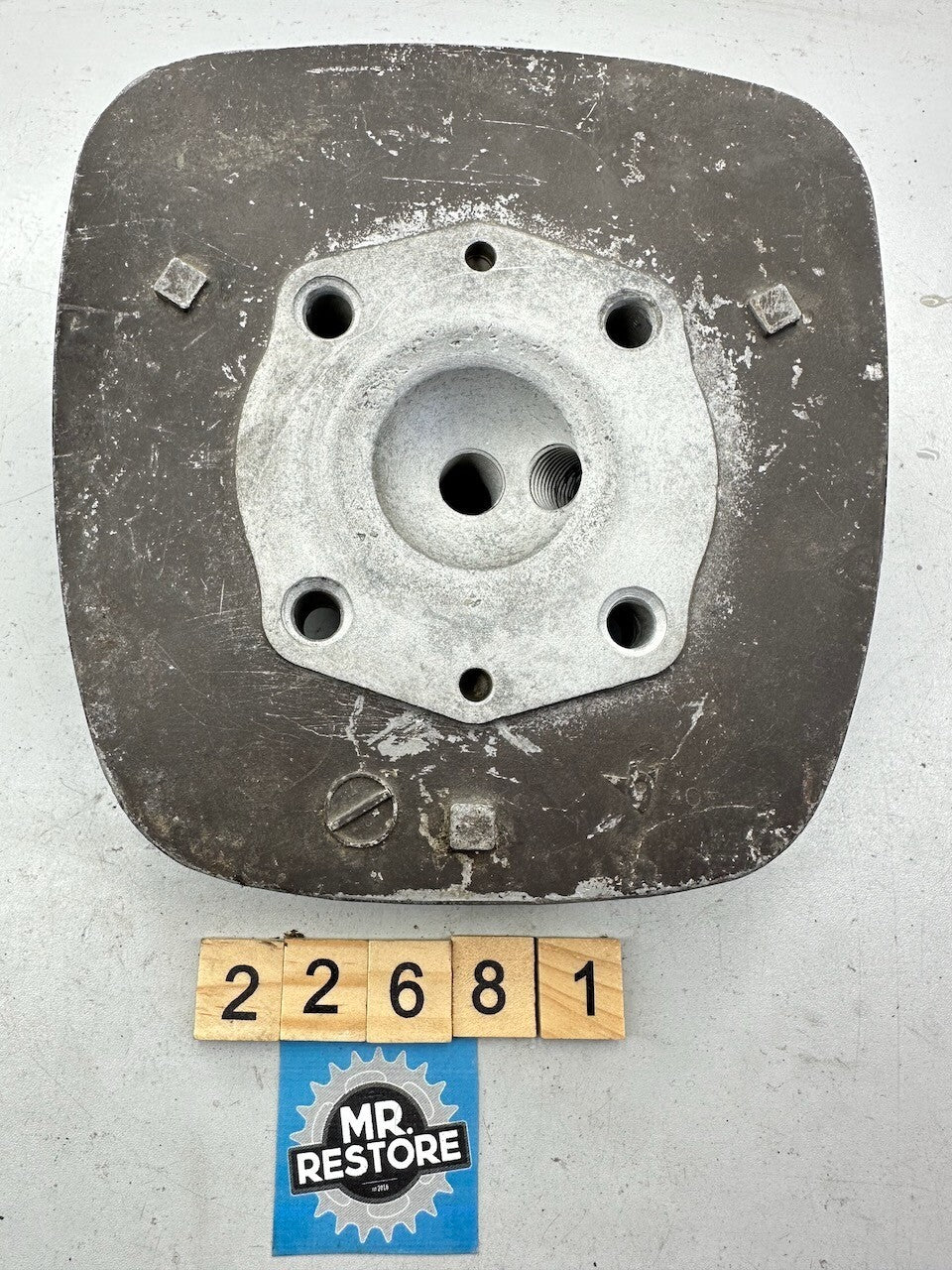 Honda MT125 Cylinder Head