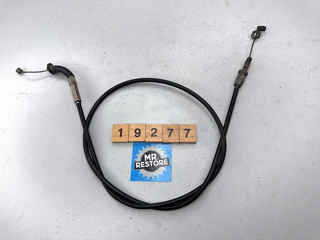 Suzuki SP370 DR370 1978-79 Throttle Cable 58300-32400