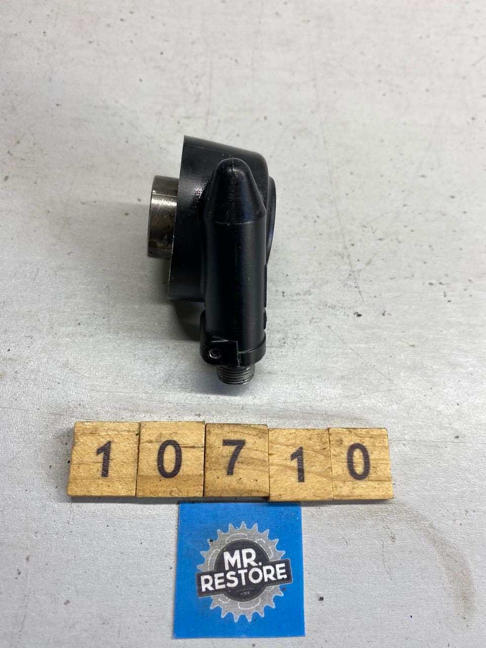 Kawasaki ZR250 KR250 EX250 EX400 EX500 Speedo Drive 41078-1068