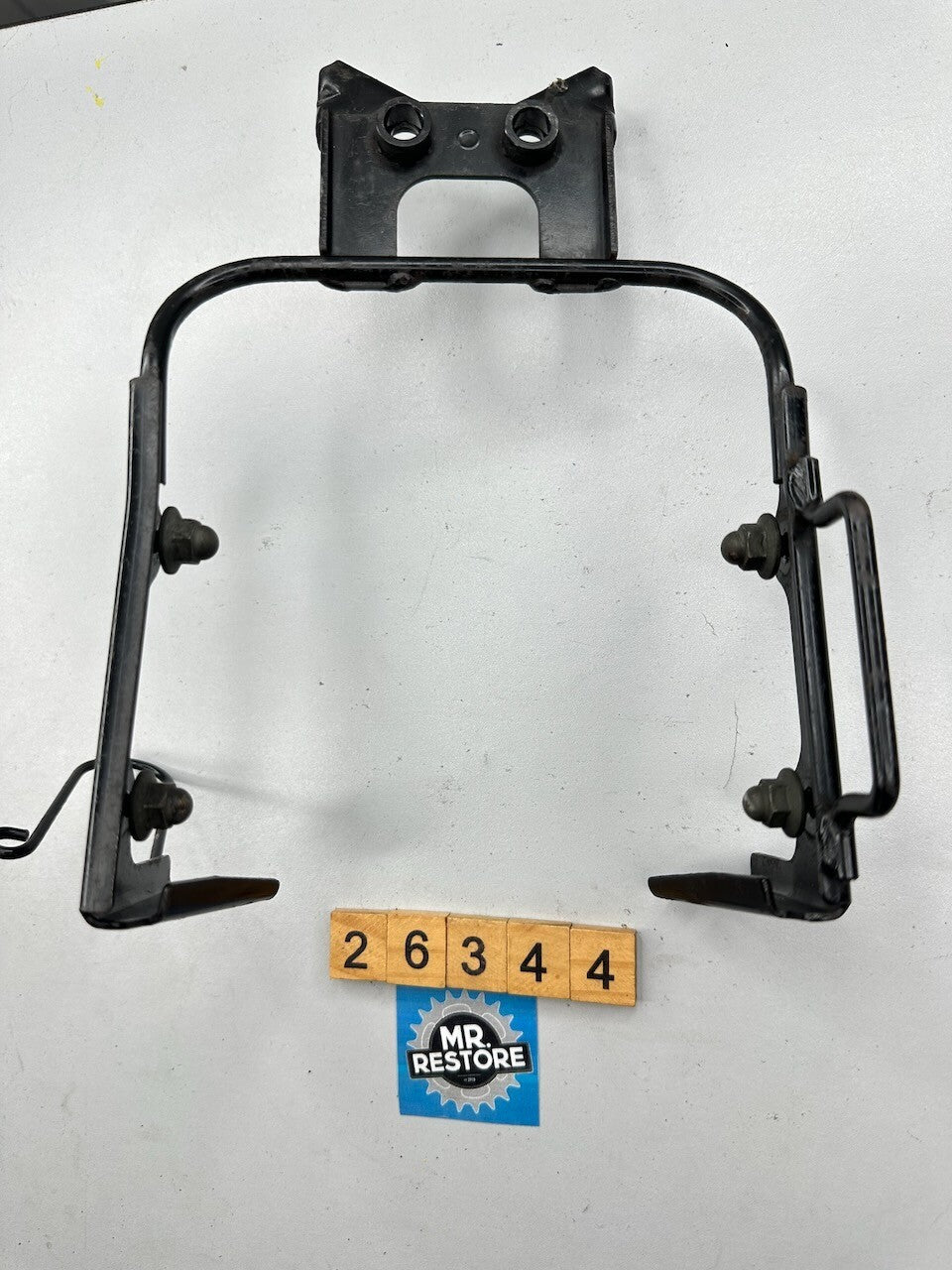 Yamaha XJR1300 Head Light Lamp Stay Bracket 5UX-23174  5UX-23174-00