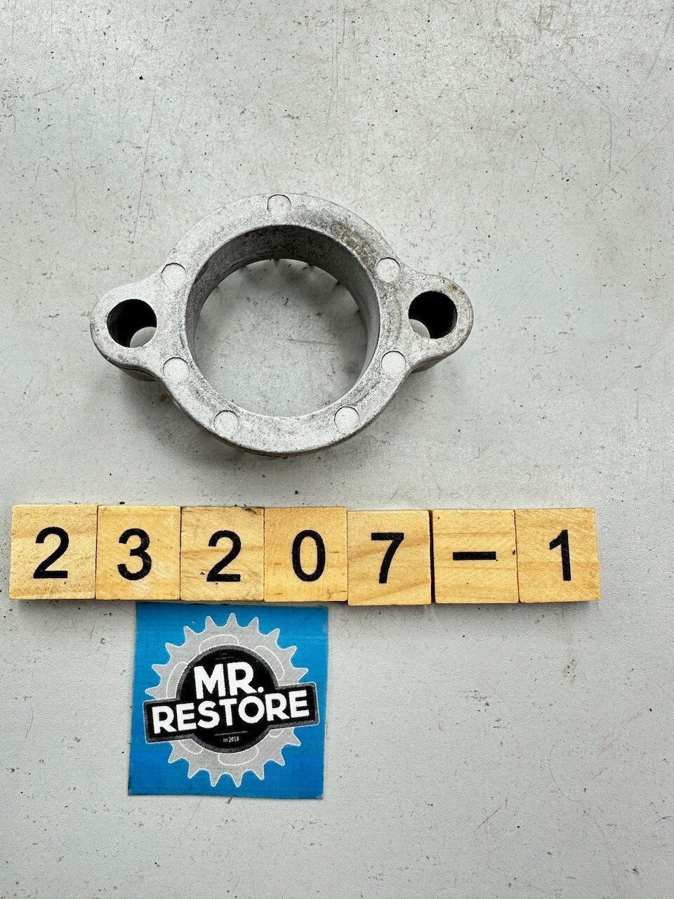 Suzuki GSXR750 GSX550 GSX500 OEM Exhaust Ring Nut Flange Joint Clamp 14182-31302