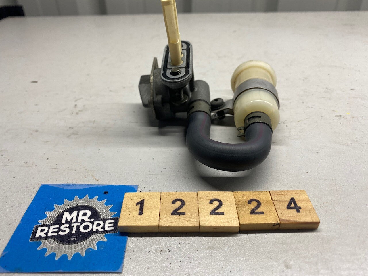 Yamaha YZF R6 FuelCock Tap Assy. 4TV-24500