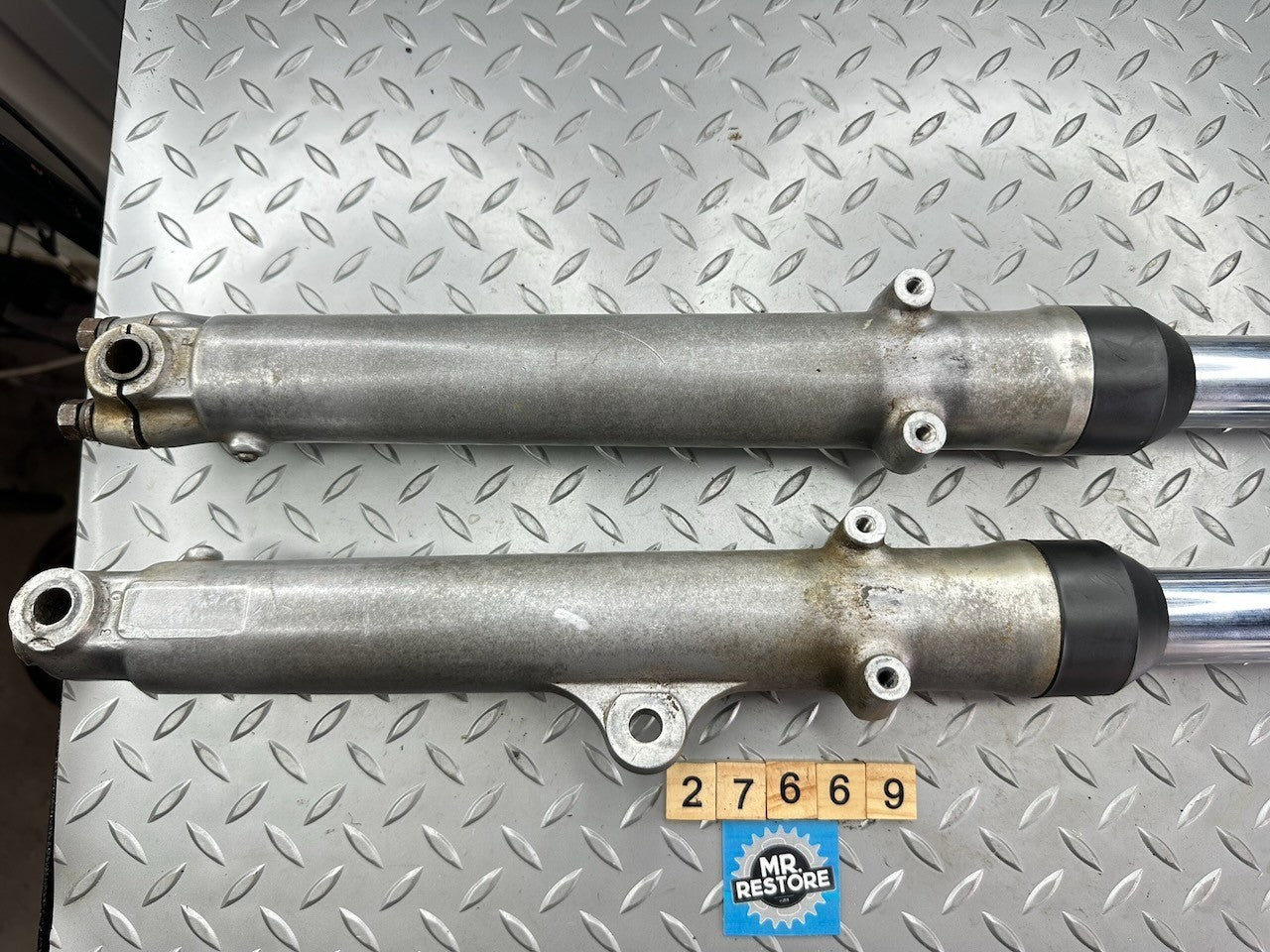 Yamaha TY250 A 1974 Pair of Forks