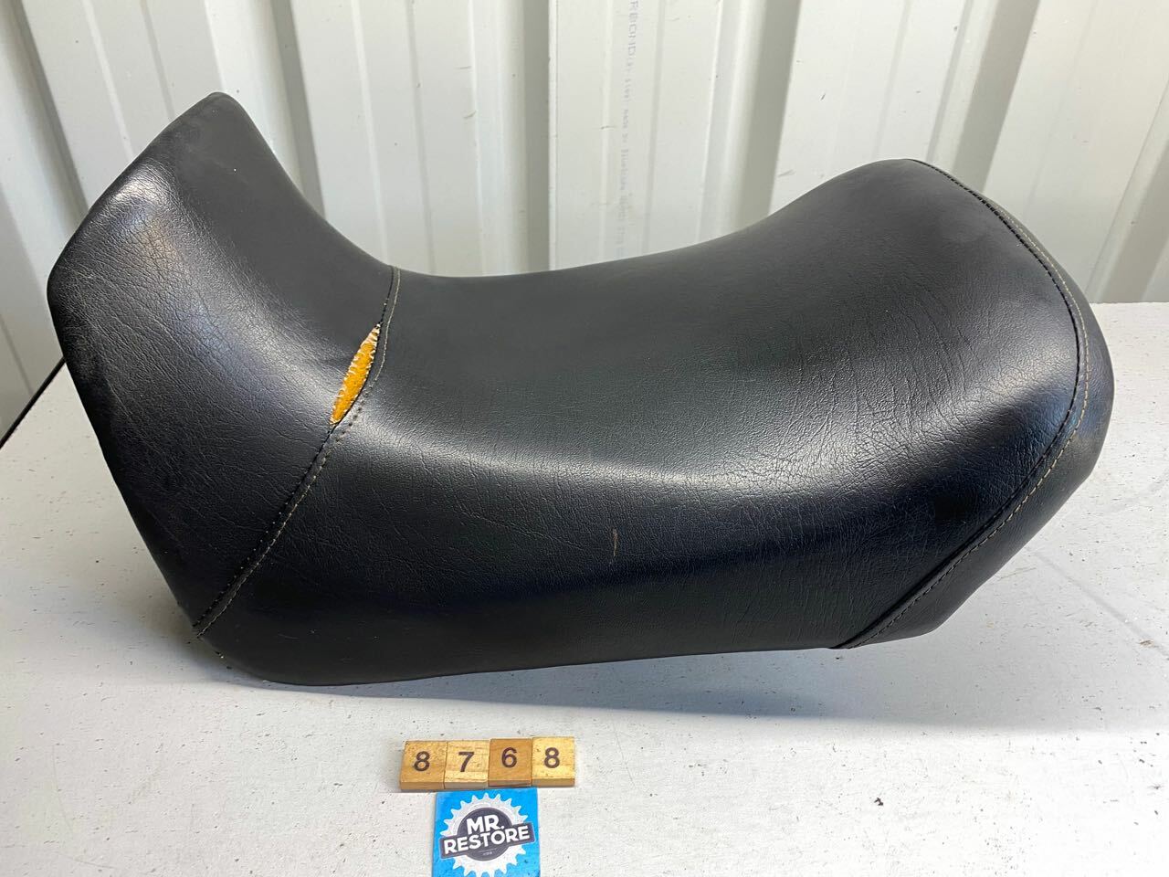 Kawasaki GPZ600R ZX600 Riders Pilot Seat 53001-1415