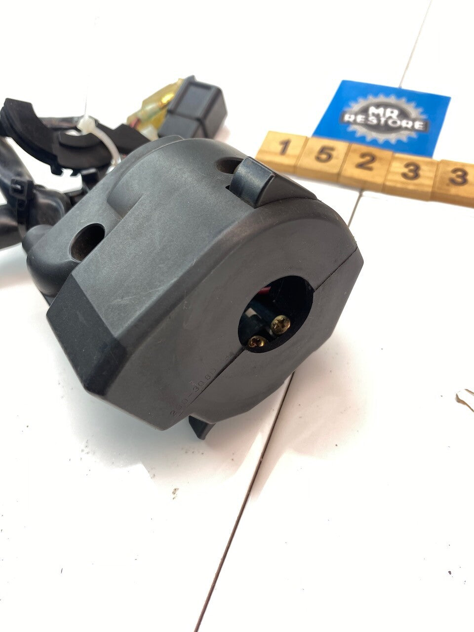 Kawasaki GPX250 L/H Handle Bar Switch & Choke Lever - Hi Lo Turn Horn