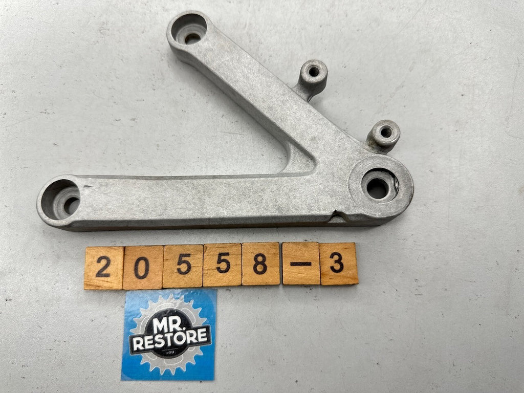 Honda CBR250RR MC22 L/H Footrest Foot Peg Bracket OEM 50700-KAZ