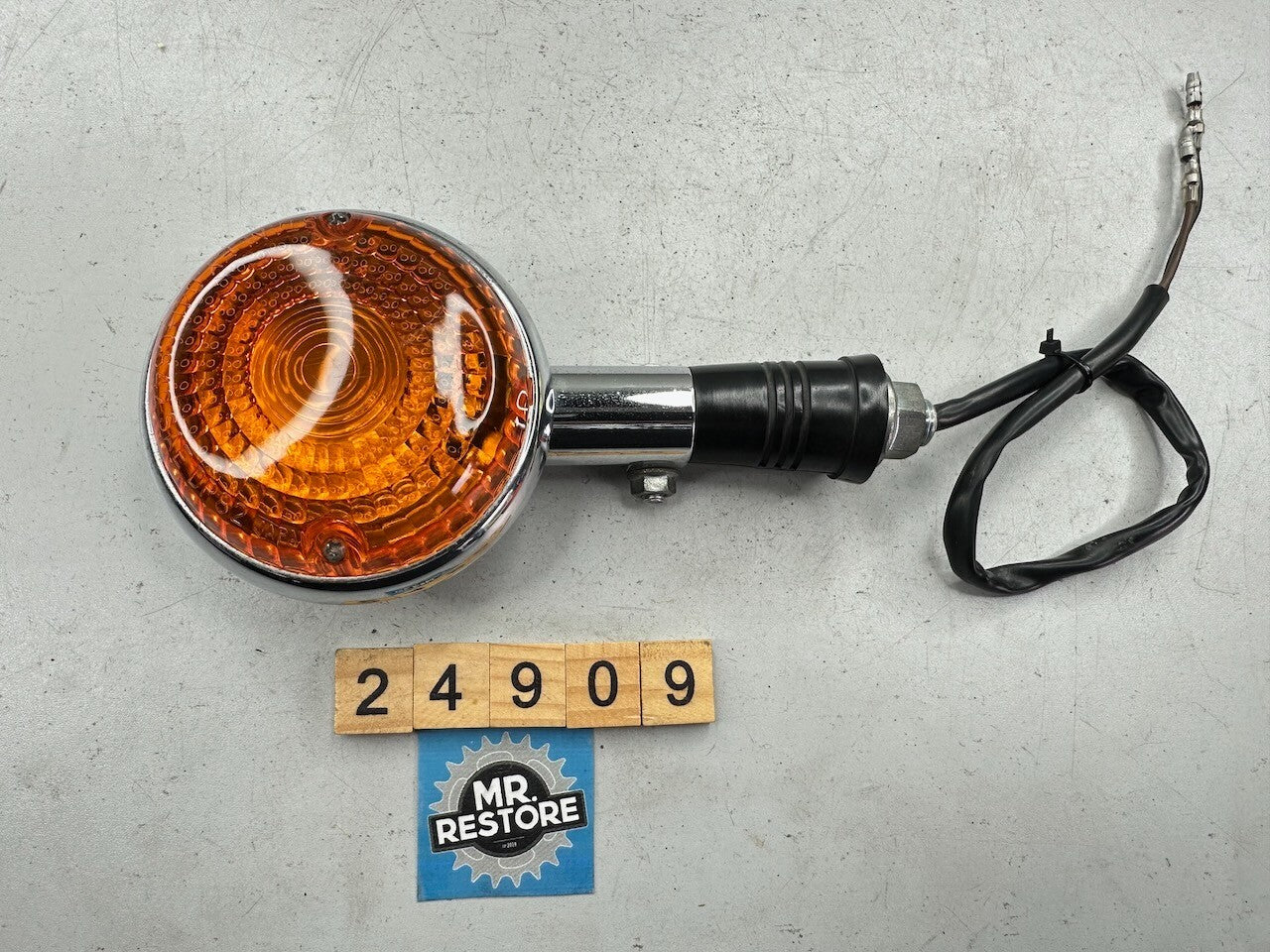 Yamaha V-Max 1200 VMX12 '85-03' OEM Rear Left Indicator Turn Signal VGC