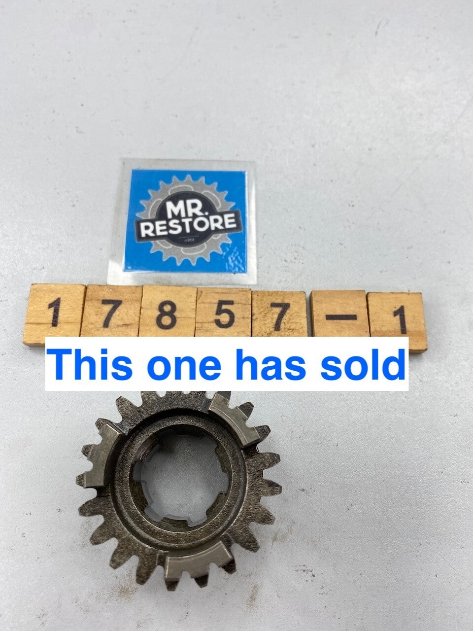 Yamaha SR500 SR400 XT500 TT500 Transmission 5th Wheel Gear 583-17251-01