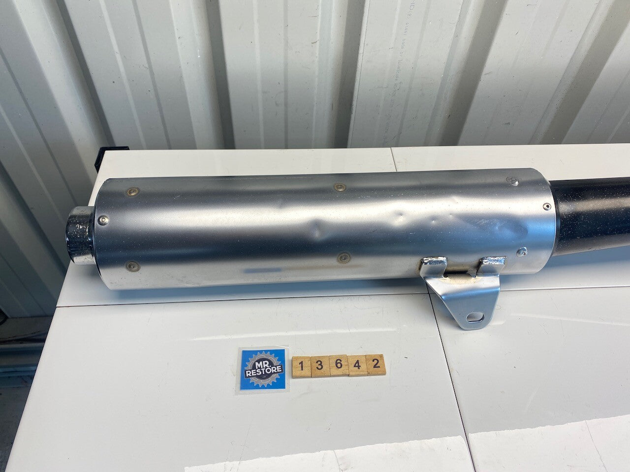 Kawasaki ZX1100 1990-93 R/H Exhaust Pipe Muffler System 18002-1940