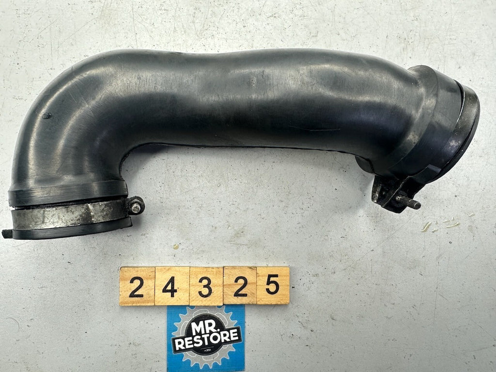 Yamaha XJ650 Turbo '82-83' Surge Tank Duct 1 - 16G-1447A  16G-1447A-00-00
