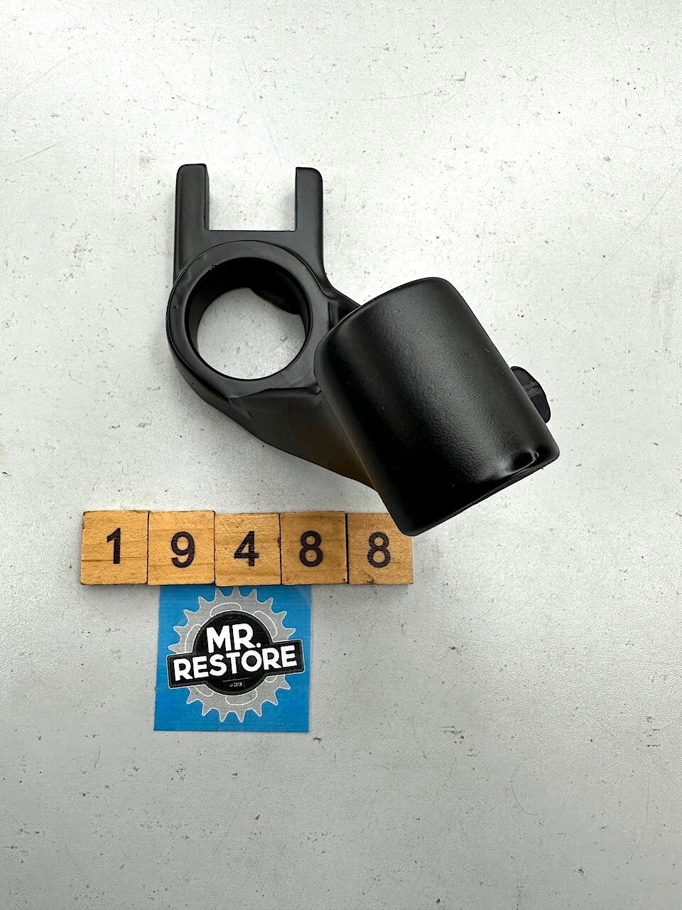 Kawasaki GT550 GT750 L/H OEM Handlebar Holder - Repainted 46012-1028