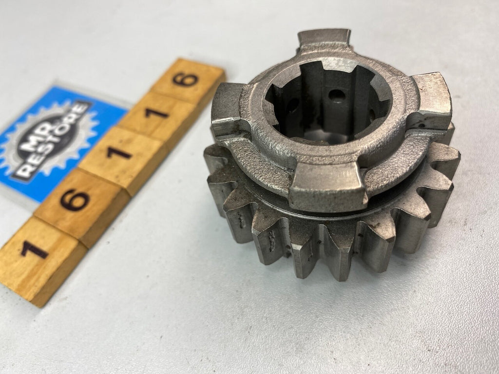 Suzuki GSXR1100 1986-88 3rd Drive Gear 24231-06B00