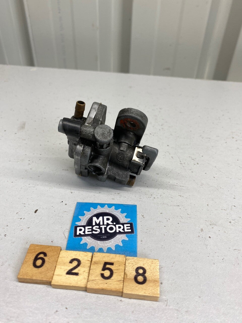 Suzuki GSXR 750 Fuel Tap Petcock (unsure of year)