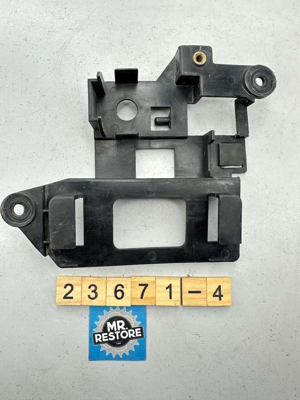 Kawasaki ZZR250 EX250 '88-07' Electric Bracket 11045-1578