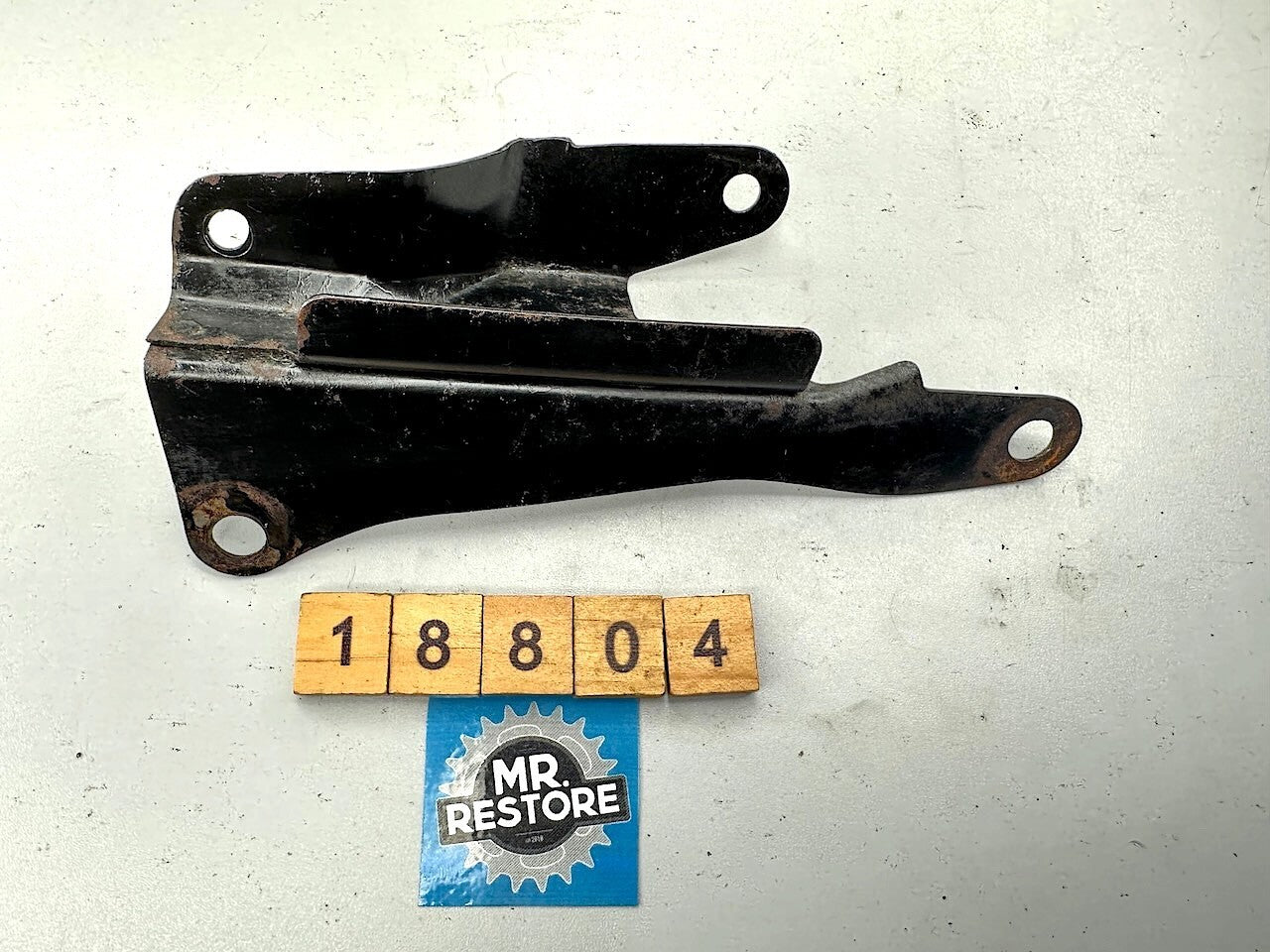 Suzuki GR650 1983-84 L/H Chain Lock Holder 94170-15500-000