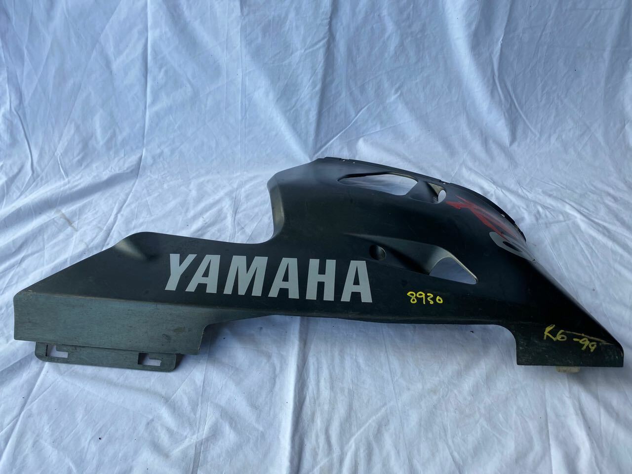 Yamaha R6 YZF 98-02 R/H Lower Fairing Panel 5EB-28395 - Matt Black