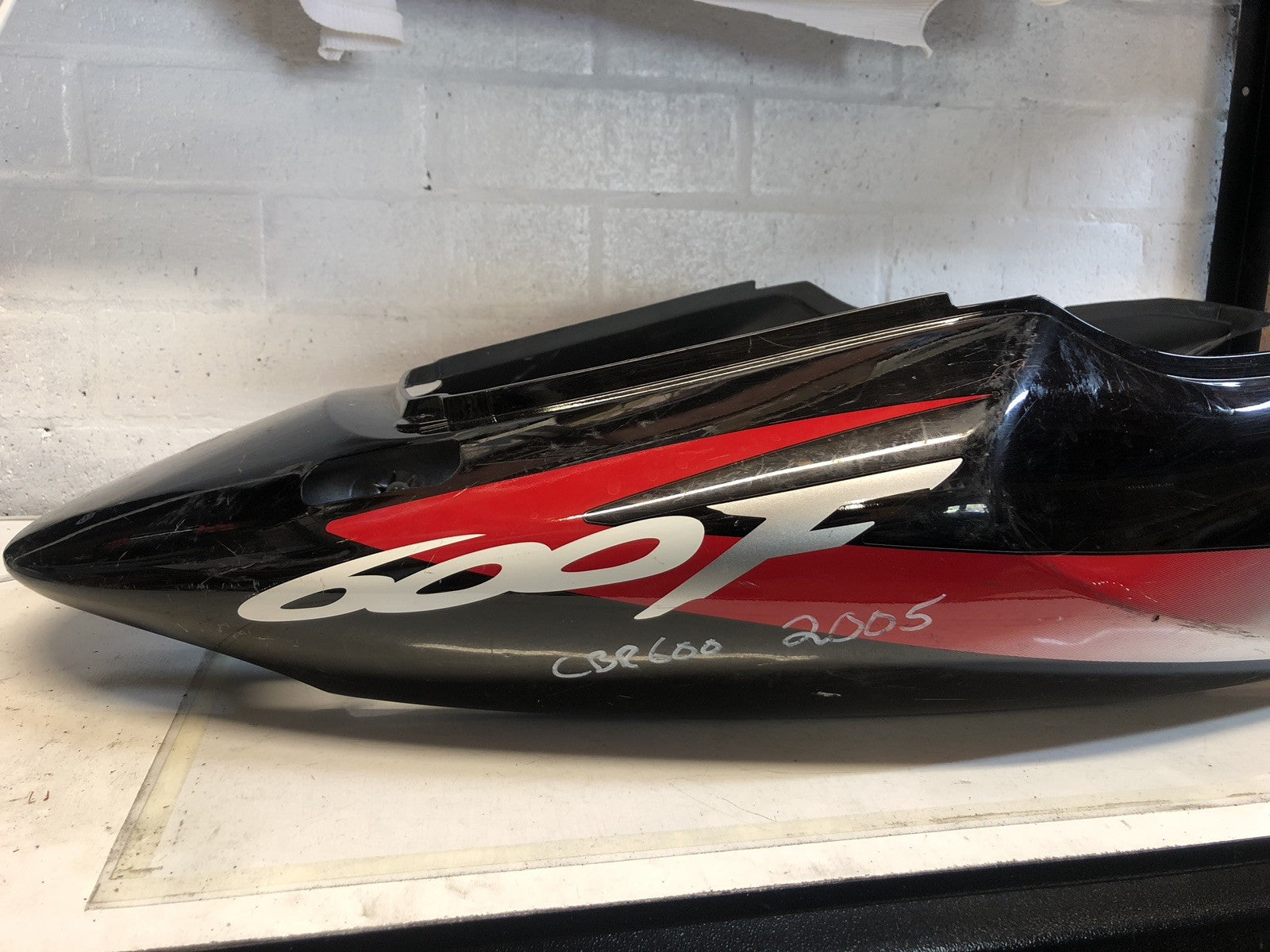 HONDA CBR 600 F Tail piece