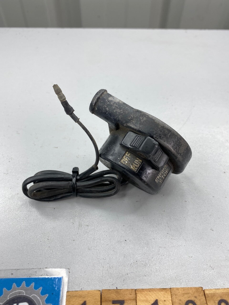 Yamaha TT250 1980-82 XT250 1980-83 R/H Handlebar Switch 3Y1-83976-01
