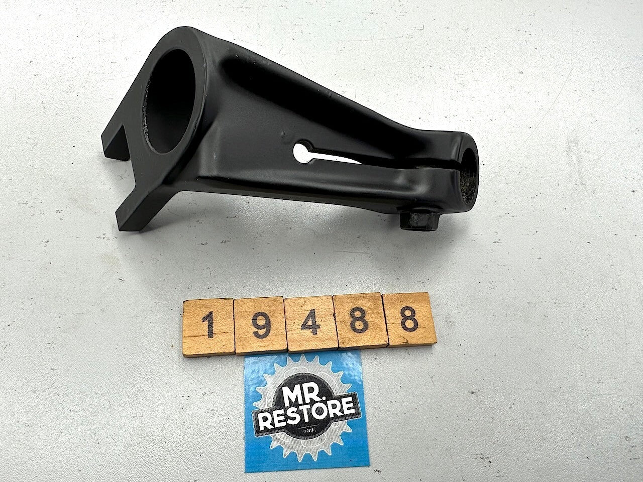 Kawasaki GT550 GT750 L/H OEM Handlebar Holder - Repainted 46012-1028