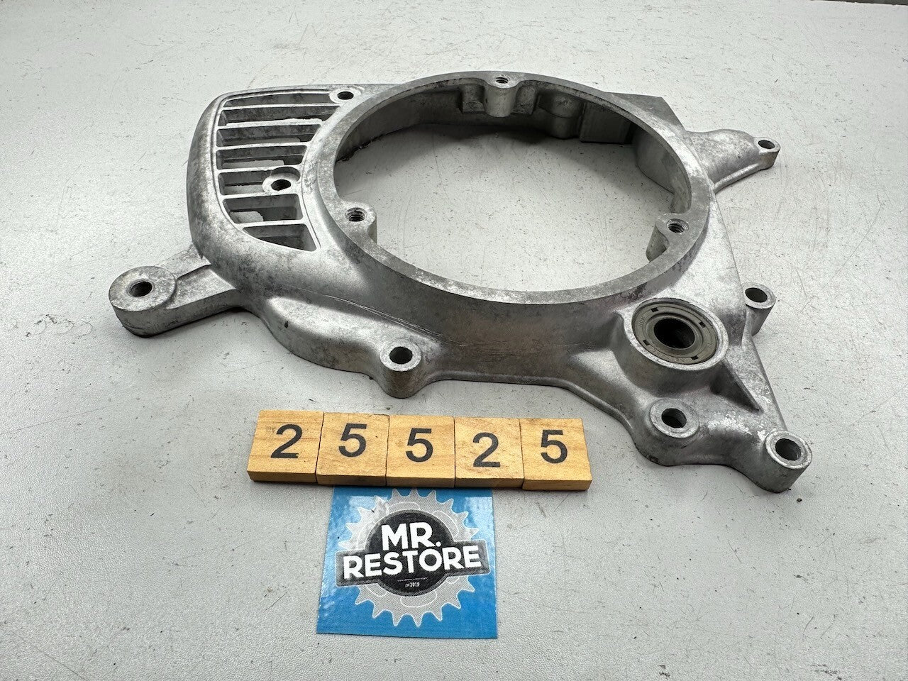Honda C90 K1 K2 Alternator Generator Stator Cover 11341-096-010