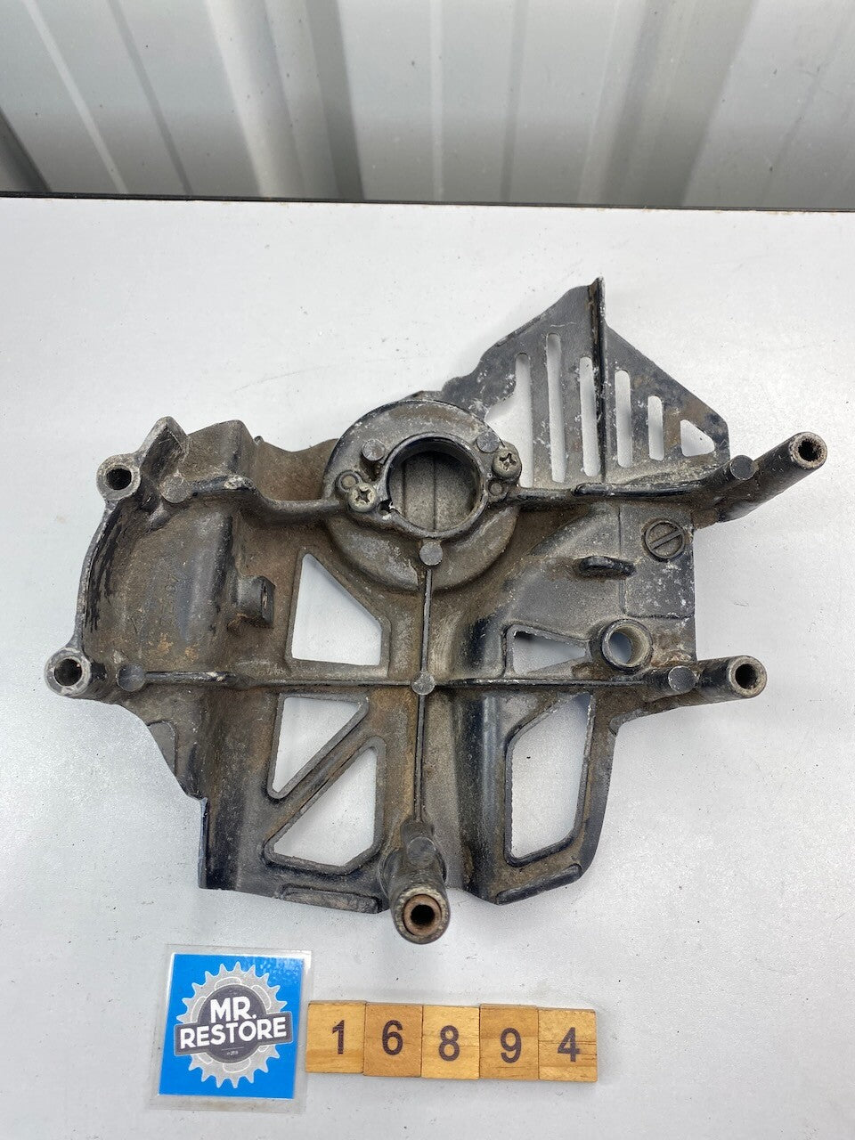 Suzuki GSXR400 1984-85 Engine Sprocket Cover 