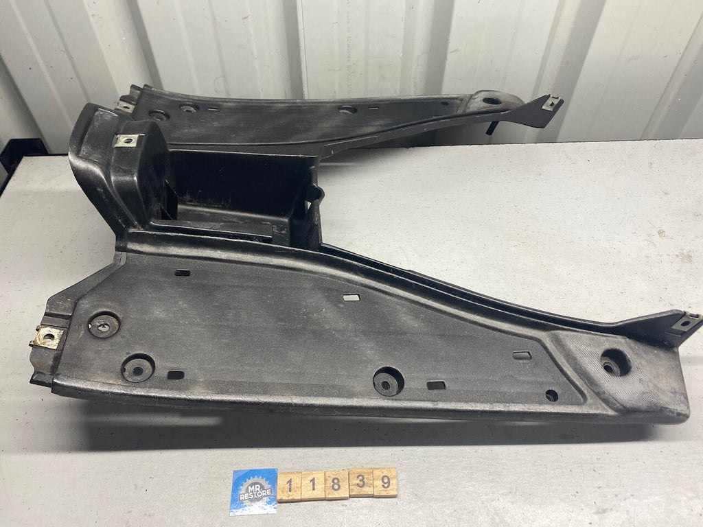 Aprilia SR50 Di-Tech Running Board & Battery Box Panel DIS.101335
