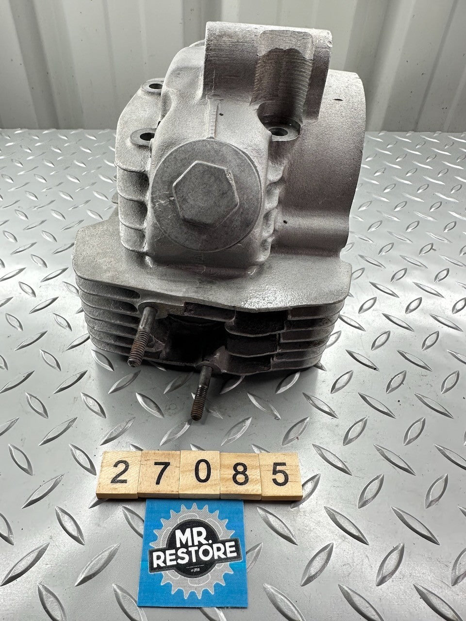 Honda SL125 K1 K2 A CB125 SA CL125 SA Cylinder Head 12200-331-770